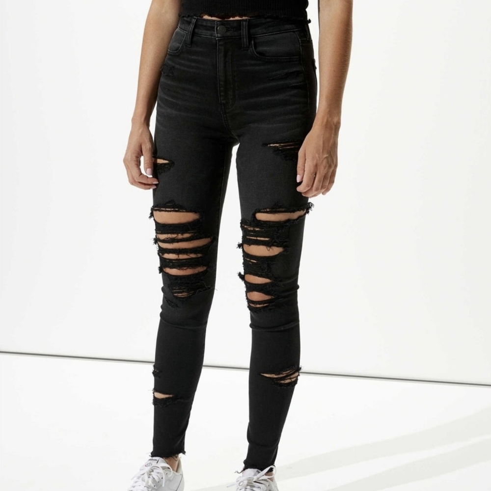 American Eagle Jeans Black ripped high rise cut hem size 2